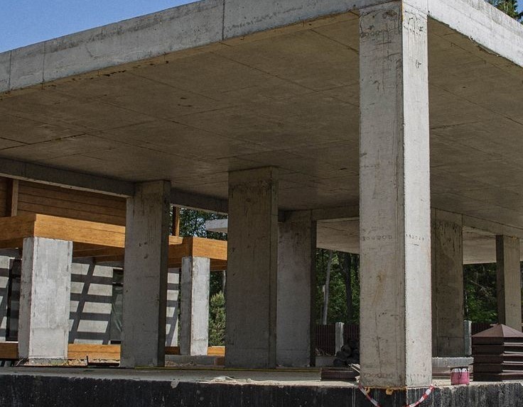 construcciones en Cusco y Puerto Maldonado